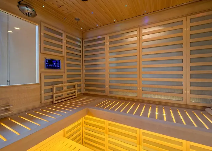 Villa Meia Lua - Your Private Artsy Paradise Overlooking The Ria Formosa With Pool And Sea Views Near Barril Beach, Tavira *